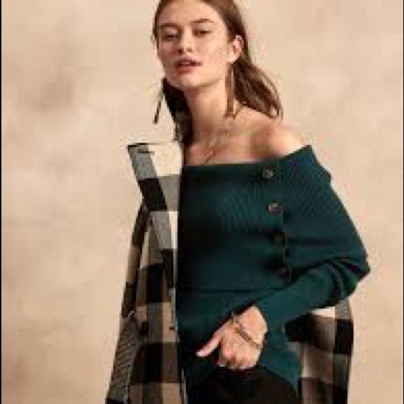 2/$55 NWT Banana Republic top - Picture 1 of 5